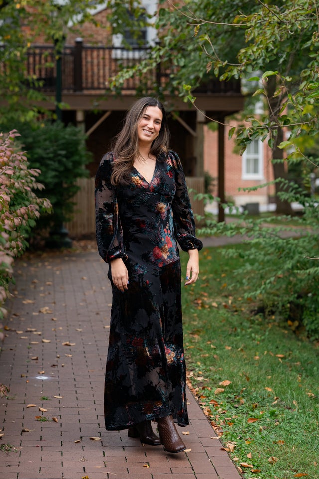 CARAMEL JUNIPER DRESS（NAVY） JUNIPER DRESS - NAVY | Garmentory